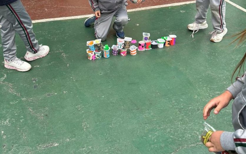 Juegos t picos con materiales reciclados
